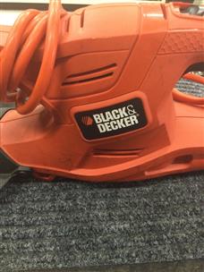 BLACK DECKER HEDGE TRIMMER TR117 Good Buya